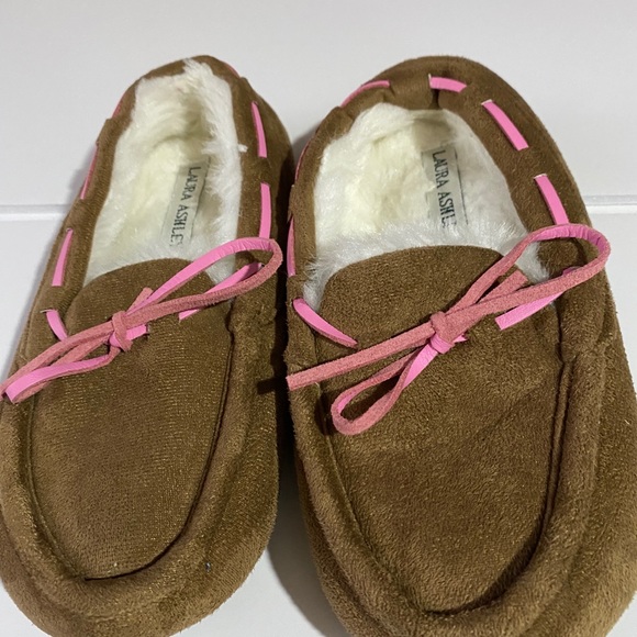 Laura Ashley Other - Laura Ashley Girls Toddler Moccasins